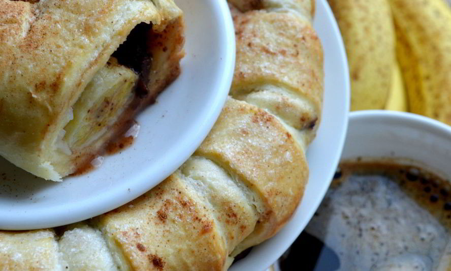 Рецепт бананового слоеного рулета