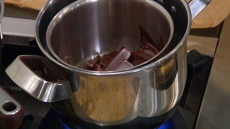 чернослив в шоколаде