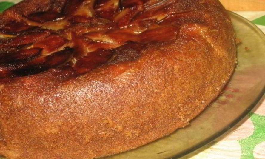 Рецепт десерта из яблок в мультиварке