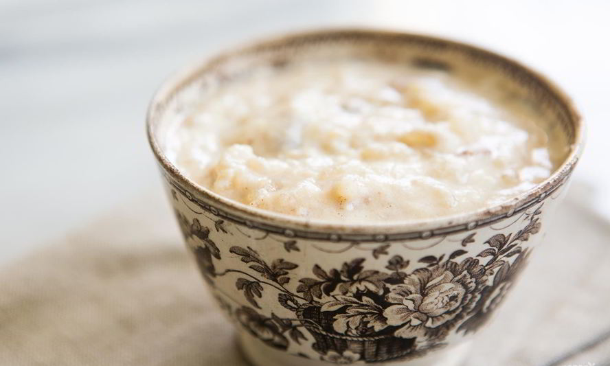 Рецепт домашнего рисового пудинга с изюмом