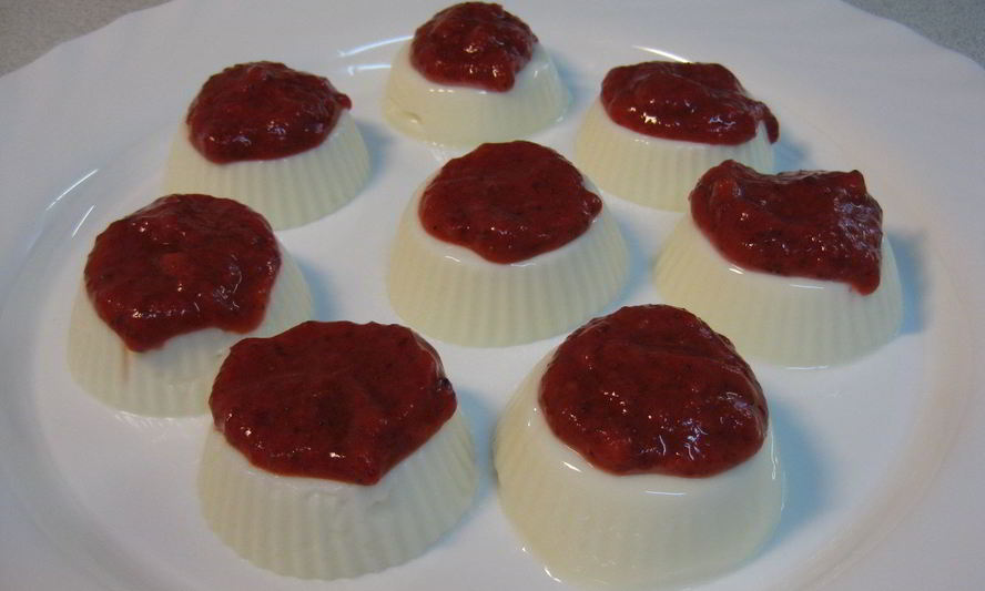 Рецепт домашней панны-котты с клубникой