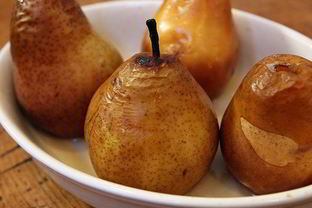 Груши, запеченные с граппой