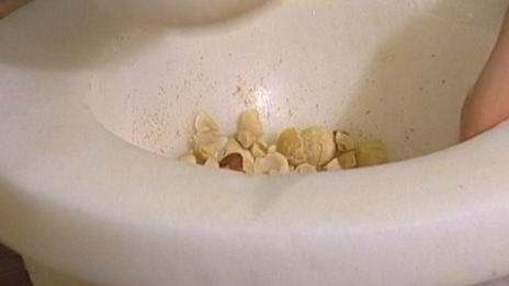 рулет с шоколадным кремом