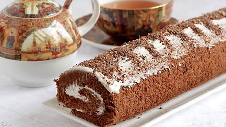 шоколадный рулет с кремом