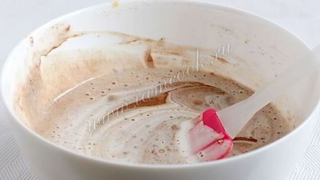 шоколадный рулет с кремом