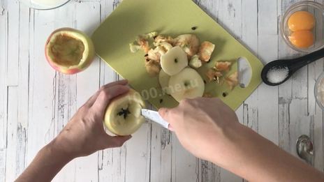 яблоки с кремом по-португальски