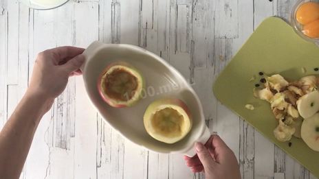 яблоки с кремом по-португальски