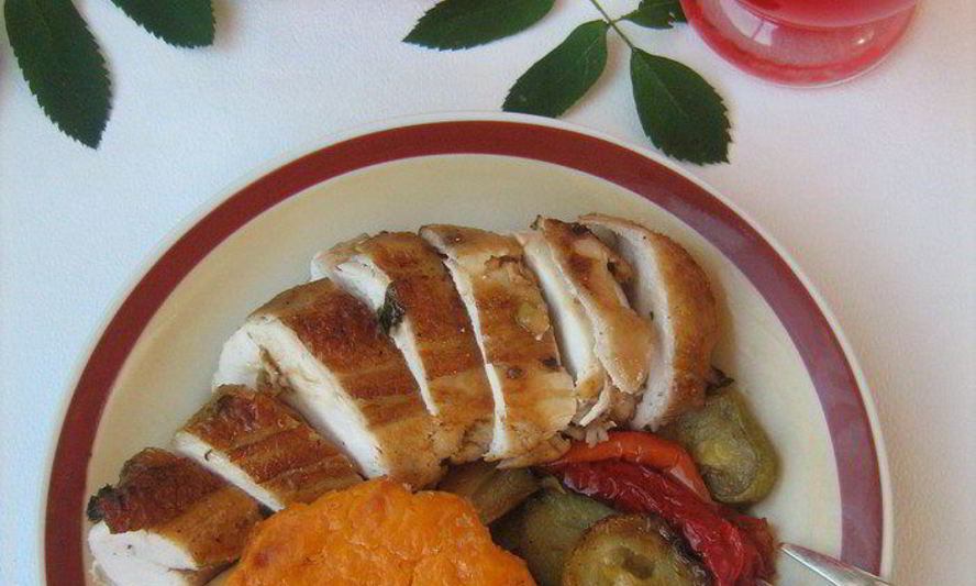 Рецепт запеченной курицы с травами, тыквенным крем-брюле и овощами осенняя рапсодия