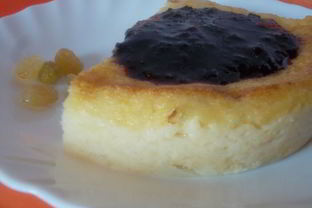 Манный пудинг с изюмом