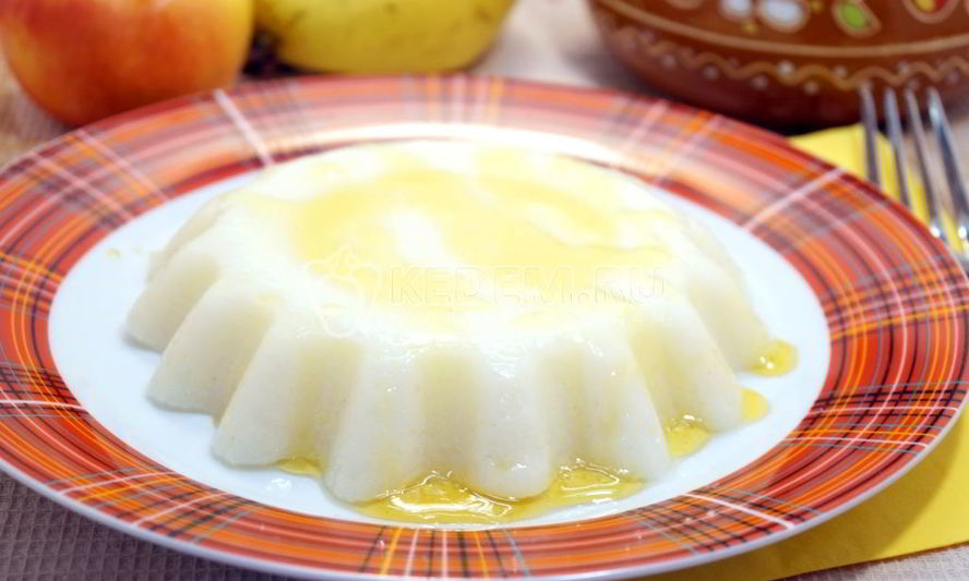 Рецепт манного пудинга с медом