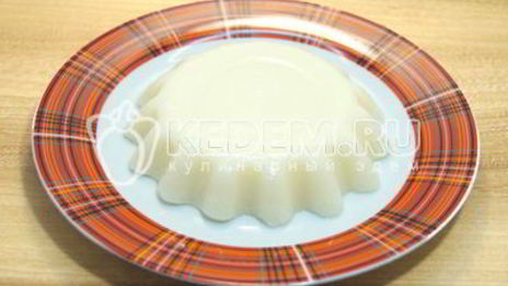 манный пудинг с медом