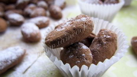 миндаль в шоколаде