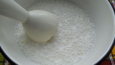 черничное мороженое с лимонной цедрой