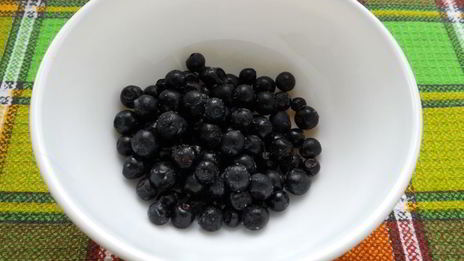 черничное мороженое с лимонной цедрой