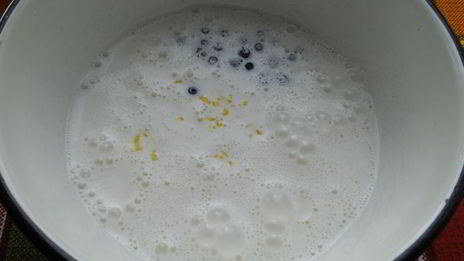 черничное мороженое с лимонной цедрой