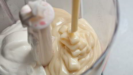 черничное мороженое со сгущенкой