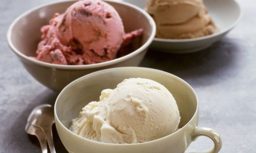 Рецепт домашнего мороженого из сгущенки