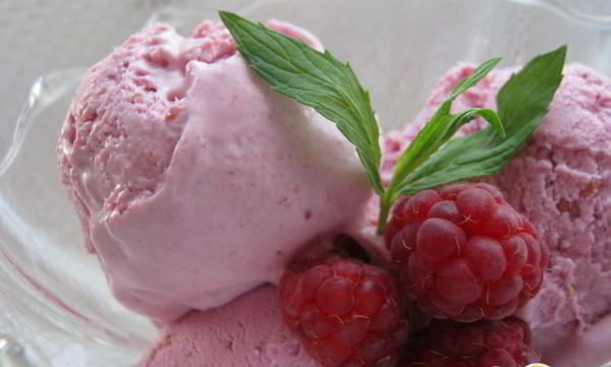 Рецепт фруктового мороженого со сгущенкой