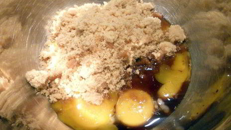 имбирное мороженое с карамелизированным пеканом