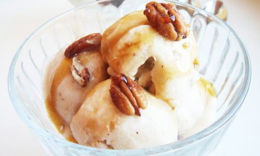 Рецепт легкого бананового мороженого с кленовым сиропом