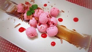 Малиновое мороженое