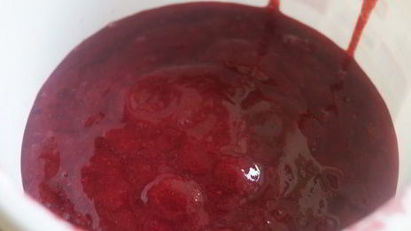 молочно-малиновое мороженое