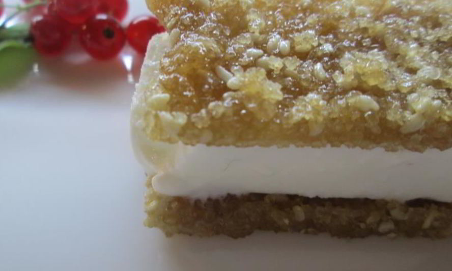 Рецепт мороженого из йогурта с козинаками