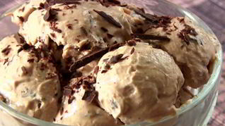 Мороженое из творога с шоколадом