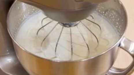 мороженое кофейно-сливочно-шоколадное