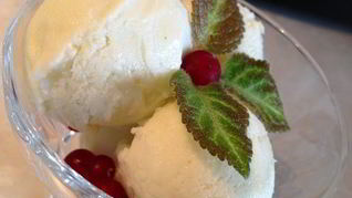 Мороженое с лимонным соком