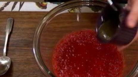 мороженое семифредо с клубникой