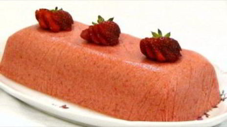 мороженое семифредо с клубникой