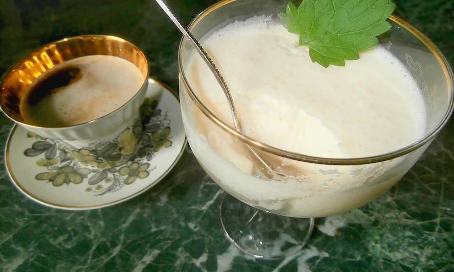 Рецепт теплого мороженого из кефира