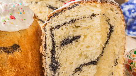 ажурный маковый кулич