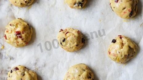 крестовые пасхальные булочки с изюмом