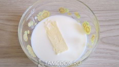 кулич на сметане с цукатами