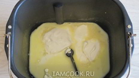 кулич на сметане с цукатами