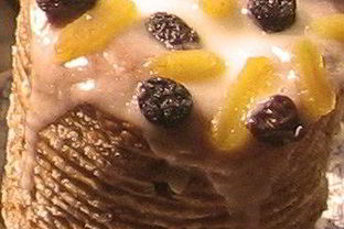 Кулич с изюмом в глазури