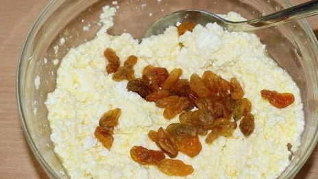 кулич с творожной начинкой