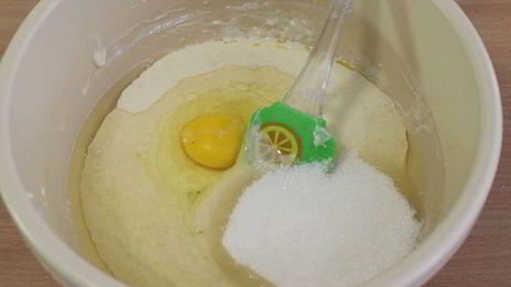 кулич с творожной начинкой