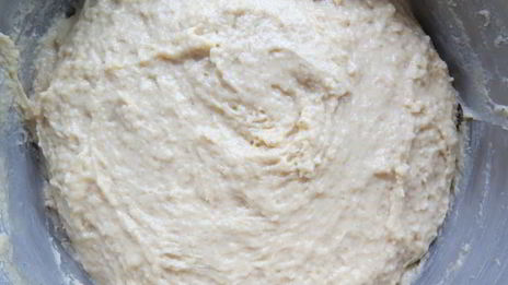 нежный заварной кулич