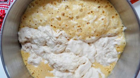 нежный заварной кулич