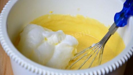 пасхальная булка с изюмом