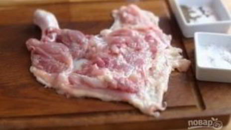 пасхальная курочка из окорочков с яблочками