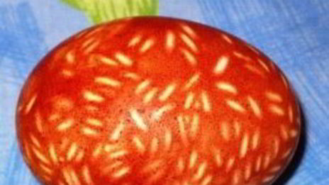 пасхальные крашеные яйца