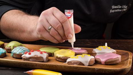 пасхальные пряники в форме яиц