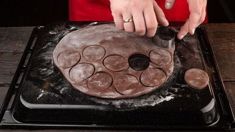 пасхальные пряники в форме яиц