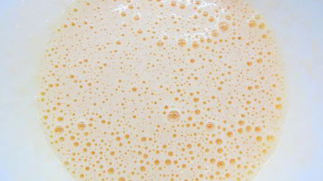 шафрановый кулич с марципаном