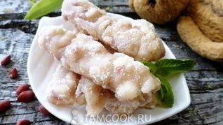 Сметанный щербет с арахисом