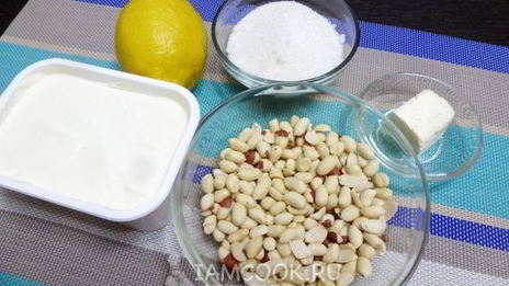 сметанный щербет с арахисом